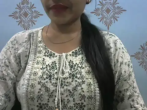 Misha Sweett online show from 10.22.25