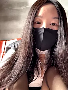 Snapshot of SSSniang- chatting on 11.29.25 SSSniang- online show from 11.29.25