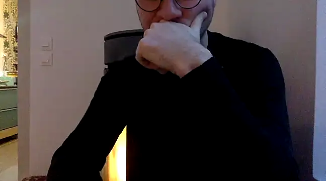 Snapshot of coquin5995 chatting on 01.04.25 coquin5995 online show from 01.04.25