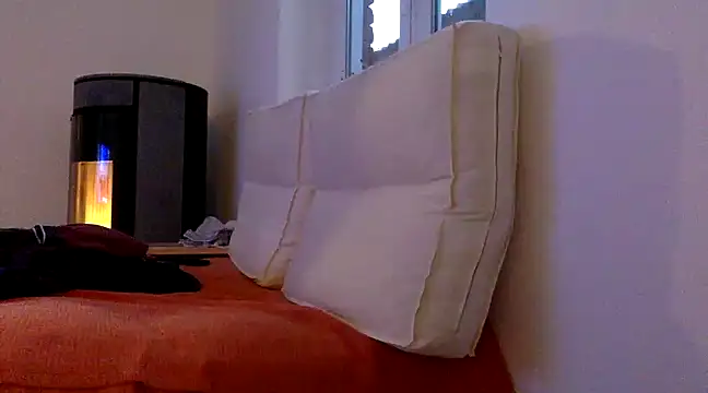 Snapshot of coquin5995 chatting on 02.03.25 coquin5995 online show from 02.03.25