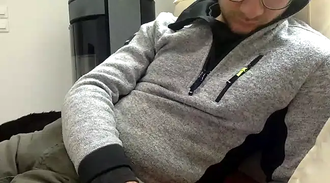 Snapshot of coquin5995 chatting on 02.11.25 coquin5995 online show from 02.11.25