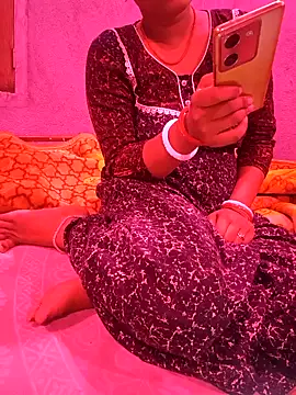 Snapshot of nikitacute23 chatting on 01.05.25 nikitacute23 online show from 01.05.25