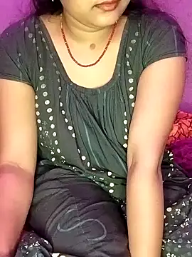 Snapshot of nikitacute23 chatting on 01.07.25 nikitacute23 online show from 01.07.25