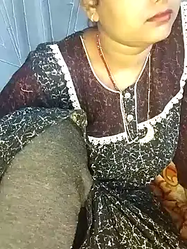 Snapshot of nikitacute23 chatting on 01.11.25 nikitacute23 online show from 01.11.25