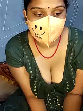 Snapshot of nikitacute23 chatting on 01.14.25 nikitacute23 online show from 01.14.25