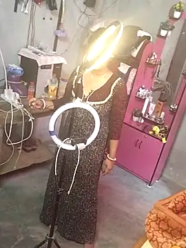 Snapshot of nikitacute23 chatting on 02.17.25 nikitacute23 online show from 02.17.25