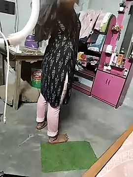 Snapshot of nikitacute23 chatting on 02.27.25 nikitacute23 online show from 02.27.25