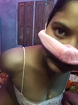 Snapshot of nikitacute23 chatting on 03.05.25 nikitacute23 online show from 03.05.25