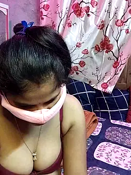 Snapshot of nikitacute23 chatting on 03.17.25 nikitacute23 online show from 03.17.25