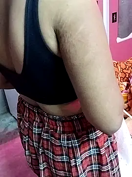 Snapshot of nikitacute23 chatting on 03.21.25 nikitacute23 online show from 03.21.25