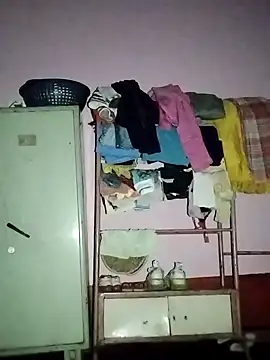 Snapshot of nikitacute23 chatting on 11.18.25 nikitacute23 online show from 11.18.25