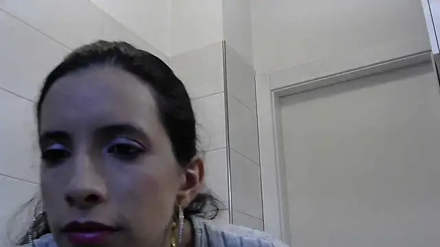 Snapshot of amabel_zambrano chatting on 01.09.25 amabel zambrano online show from 01.09.25