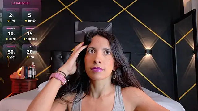 amabel zambrano online show from 11.13.25