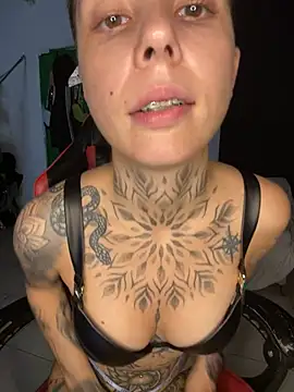 Izy cute  online show from 02.12.25