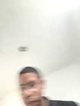 Snapshot of THEGOATHL chatting on 10.16.25 THEGOATHL online show from 10.16.25