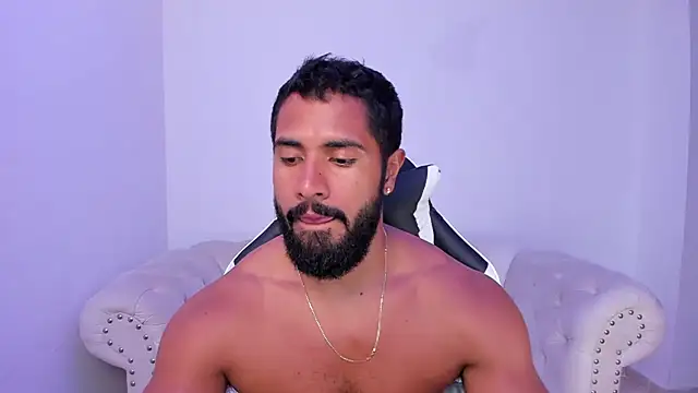 Santiago huntt online show from 10.17.25