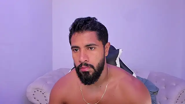 Santiago huntt online show from 11.27.25