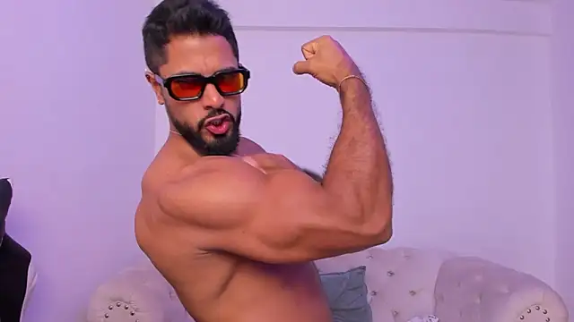 Santiago huntt online show from 03.11.26