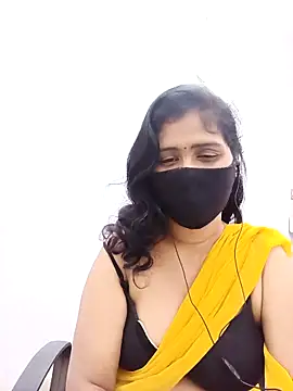 Snapshot of Lucky-Deepthi chatting on 10.25.25 Lucky-Deepthi online show from 10.25.25