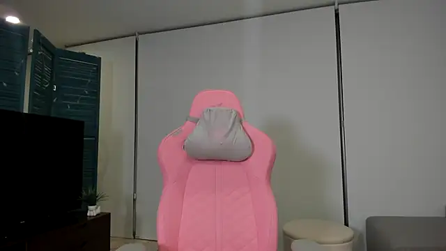 Lularose6 online show from 02.03.25