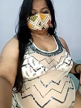 Snapshot of BigAssSarah chatting on 02.02.26 BigAssSarah online show from 02.02.26