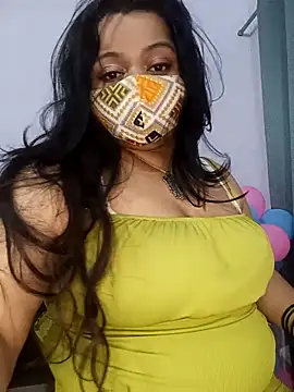 Snapshot of BigAssSarah chatting on 02.12.26 BigAssSarah online show from 02.12.26