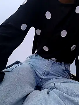 Snapshot of Barbie_183 chatting on 03.06.25 Barbie 183 online show from 03.06.25