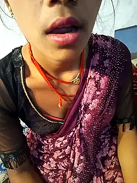 Snapshot of Amaya_Bajwa chatting on 02.04.25 Amaya Bajwa online show from 02.04.25