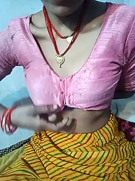 Snapshot of Amaya_Bajwa chatting on 02.17.25 Amaya Bajwa online show from 02.17.25