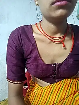 Snapshot of Amaya_Bajwa chatting on 03.07.25 Amaya Bajwa online show from 03.07.25