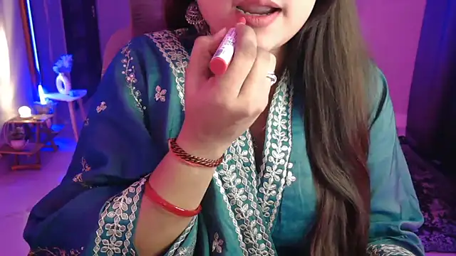 Mitikaa online show from 12.19.25