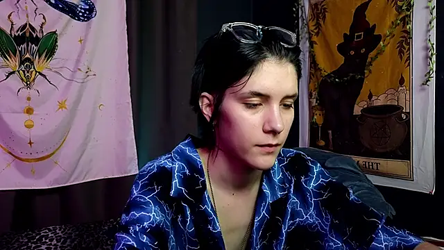 Hyeon Jin online show from 01.20.25