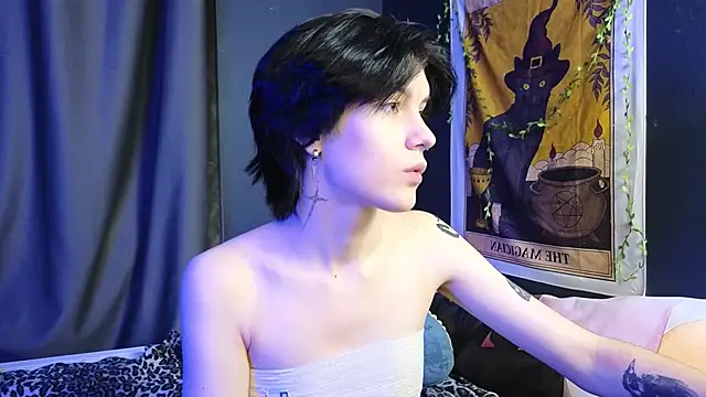 Hyeon Jin online show from 02.06.25