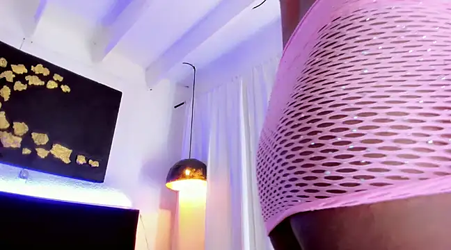 Im Shannon 44 online show from 02.14.25