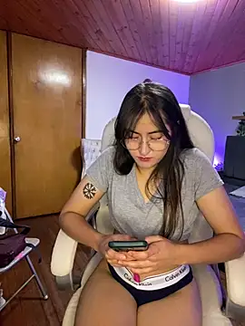 Camila pinkk online show from 01.12.25