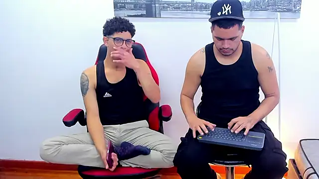 EnriquevillaF online show from 02.06.25