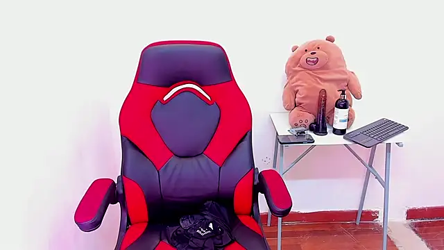 EnriquevillaF online show from 02.14.25