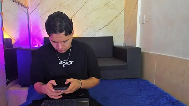 EnriquevillaF online show from 09.11.25