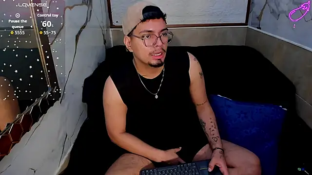 EnriquevillaF online show from 10.06.25