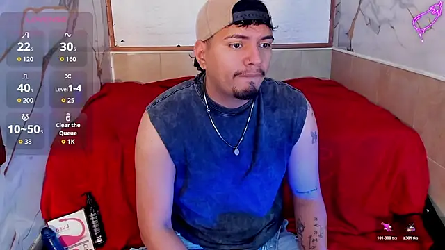 EnriquevillaF online show from 10.18.25