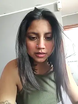 Snapshot of Adrianisx chatting on 02.22.25 Adrianisx online show from 02.22.25