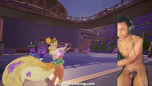 Snapshot of lovemirgaming chatting on 11.02.25 lovemirgaming online show from 11.02.25