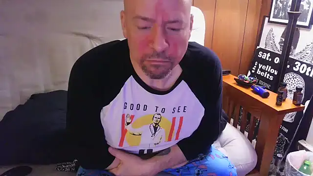 Snapshot of fractal74 chatting on 01.22.25 fractal74 online show from 01.22.25