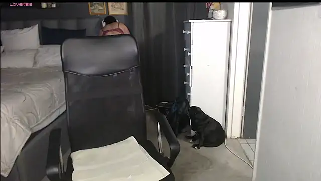 boeslaboes1 online show from 01.12.26