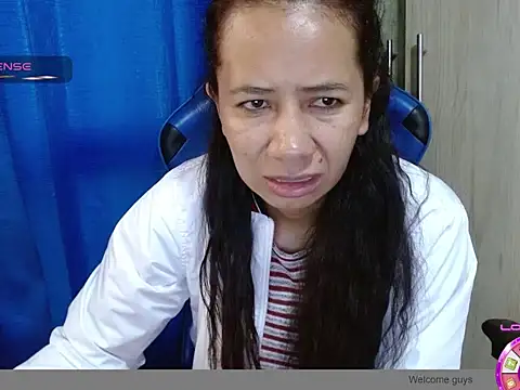 Danielagomez33 online show from 03.18.26