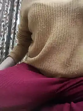 karishma kappur online show from 02.24.25