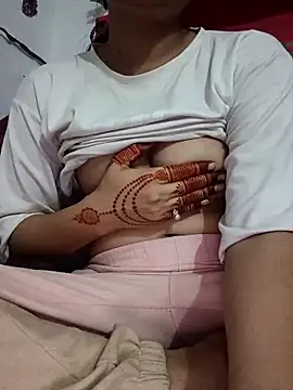 karishma kappur online show from 03.15.25