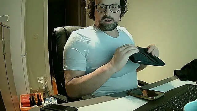 littlehairyman online show from 01.09.26