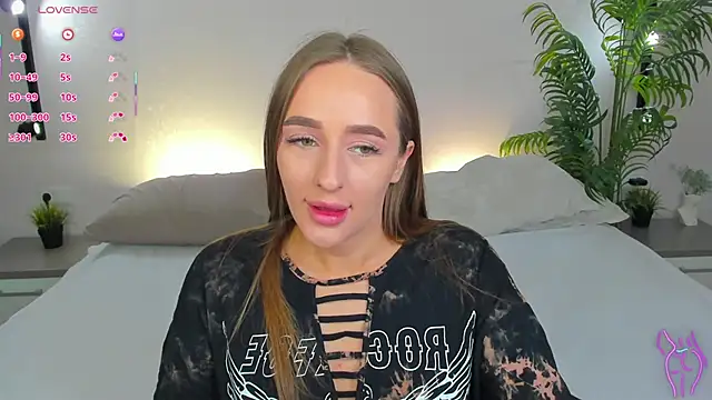 Snapshot of passi_lover chatting on 10.24.25 passi lover online show from 10.24.25