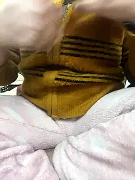 Red-Magic-25 online show from 01.11.26